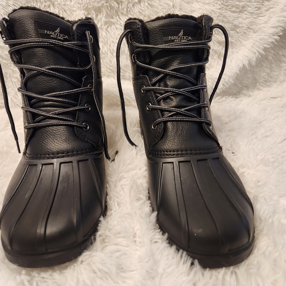 NAUTICA MENS SIZE 10 BLACK WORK BOOTS